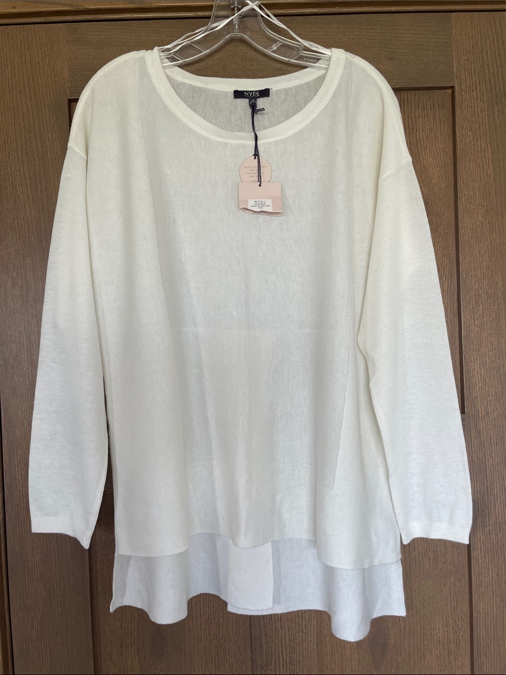 NYDJ Cream Lightweight Long Sleeve Oversized Sweater Size M NWT